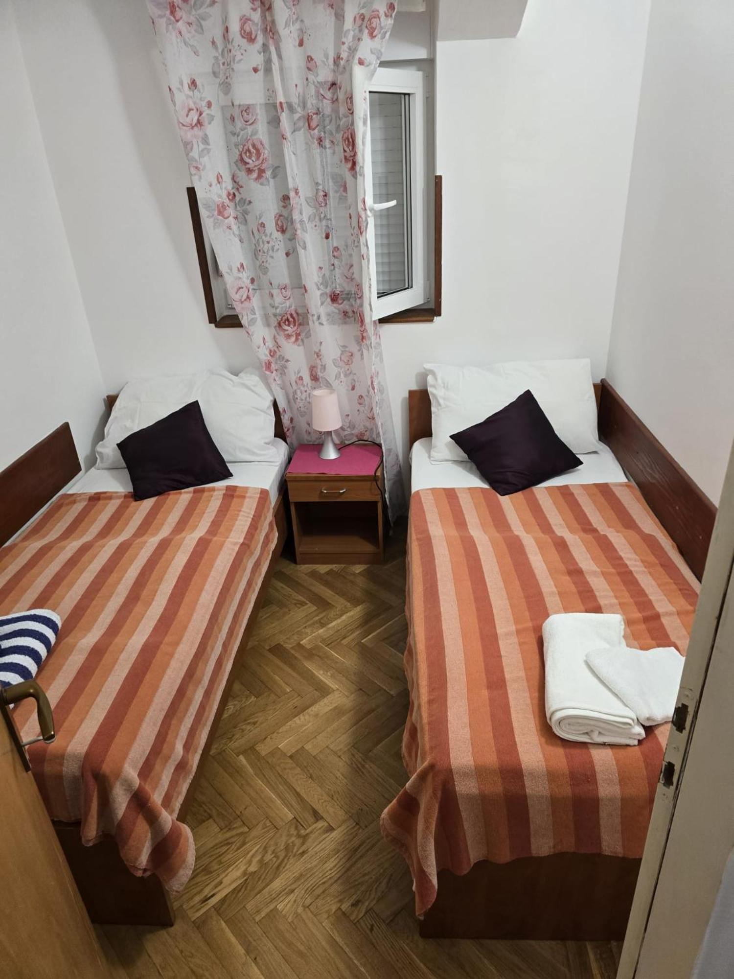 Apartments Stjepan Malinska Buitenkant foto