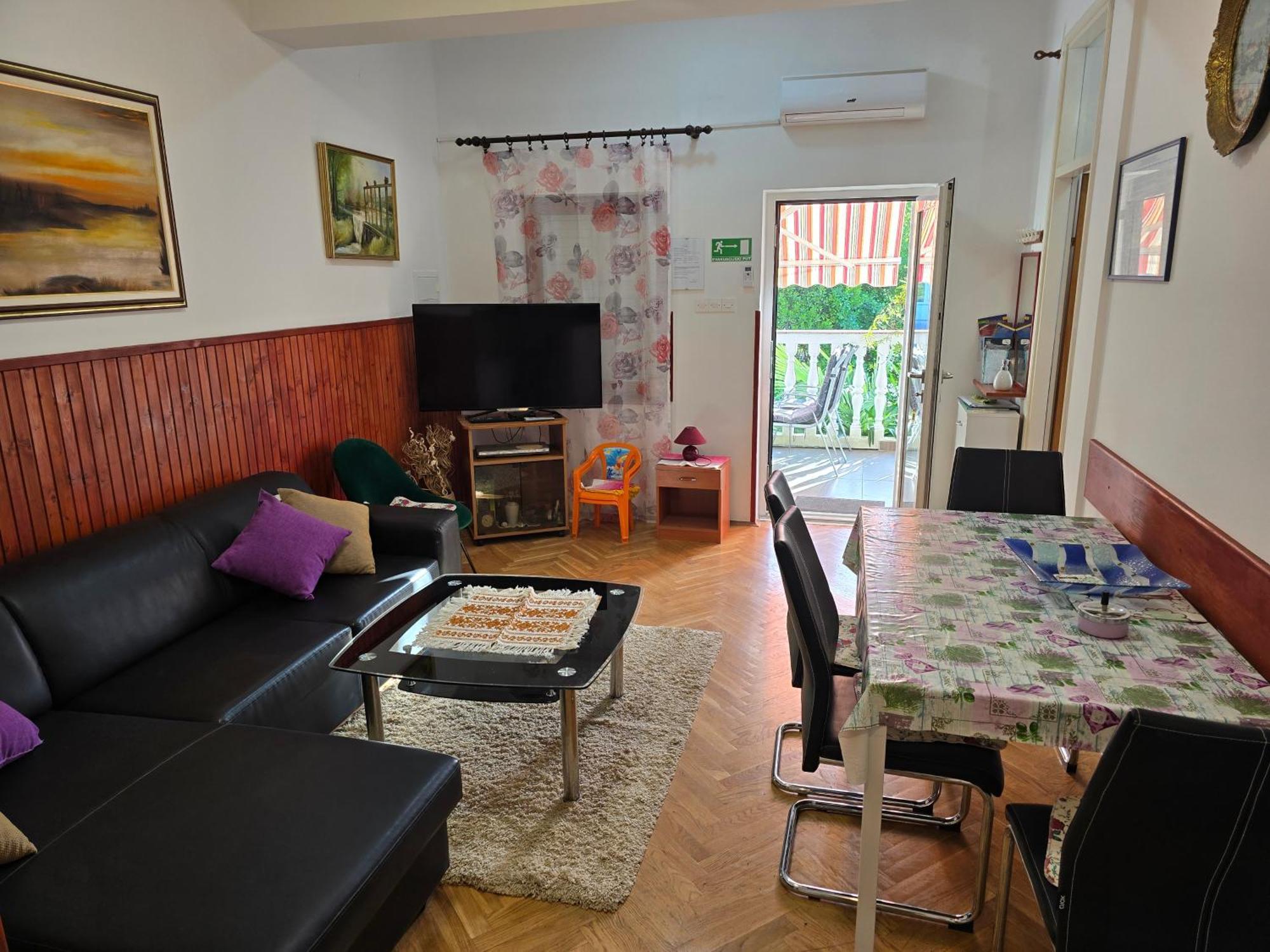 Apartments Stjepan Malinska Buitenkant foto